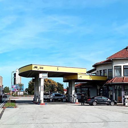 Motel Gas-Petrol Samac Bosanski Samac Экстерьер фото